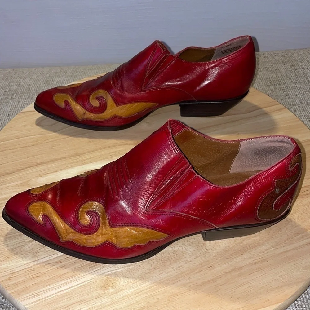 Vintage Nine West Western Leather Pull On Ankle Booties Kitten Heel Classic Boot